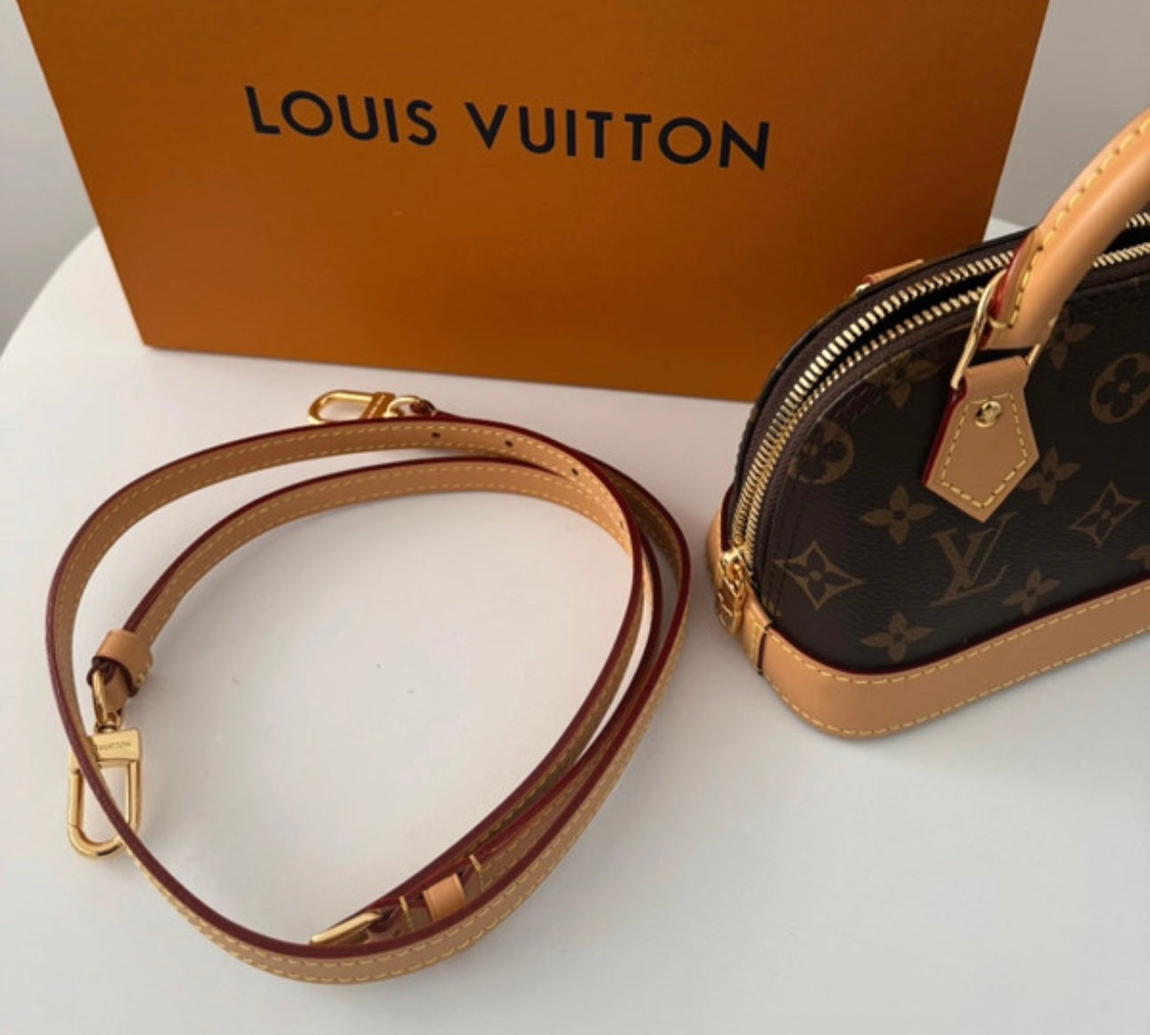 Sac Louis Vu*tton Nano