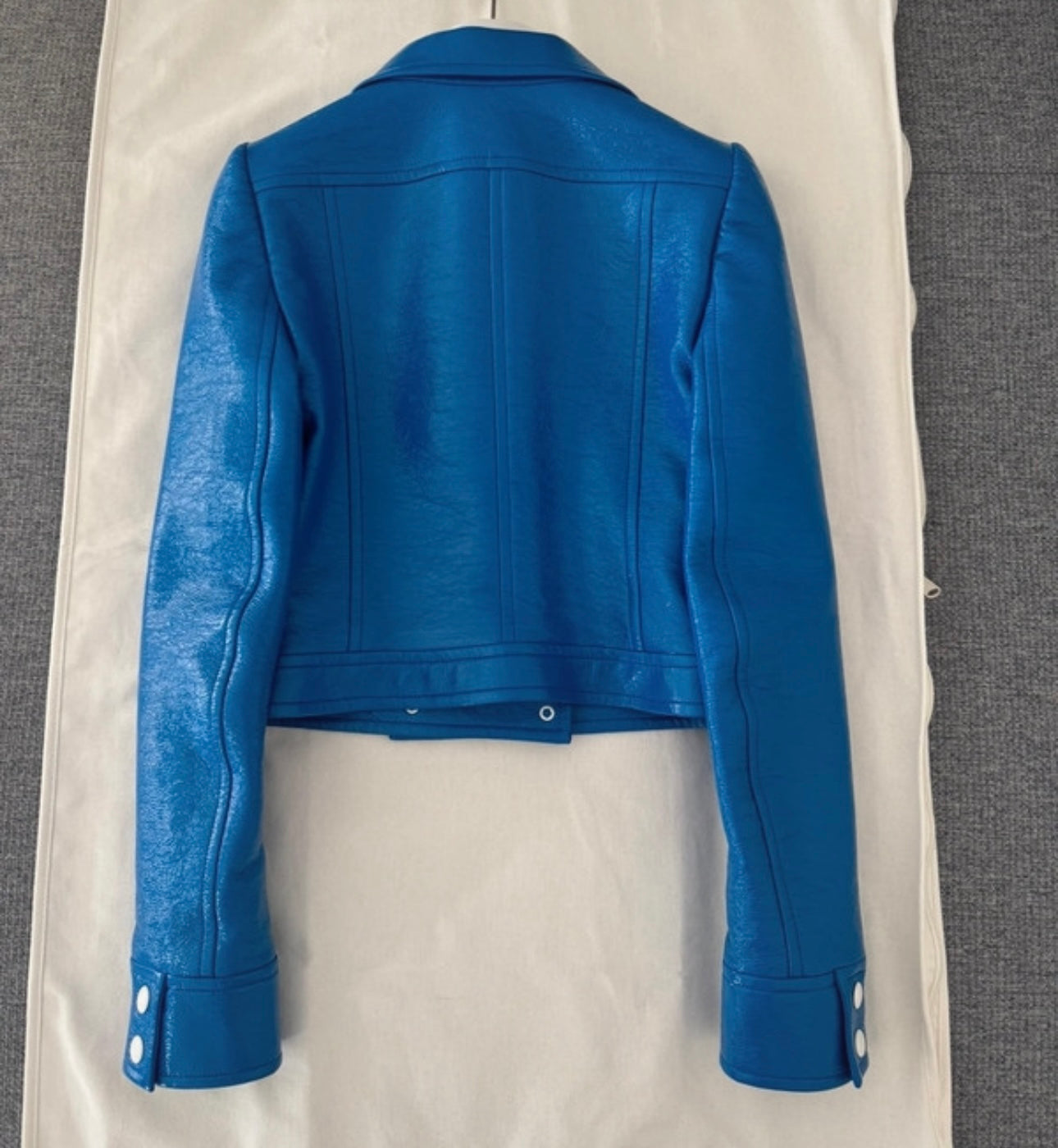 Vestes Courr*ges