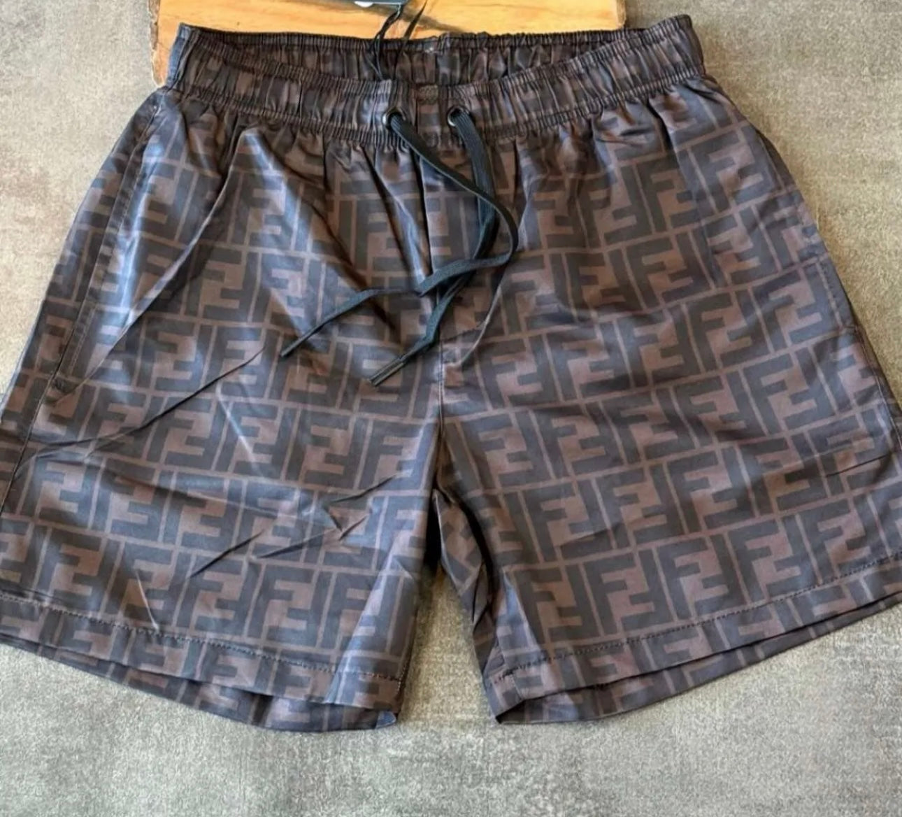 Short F*ndi