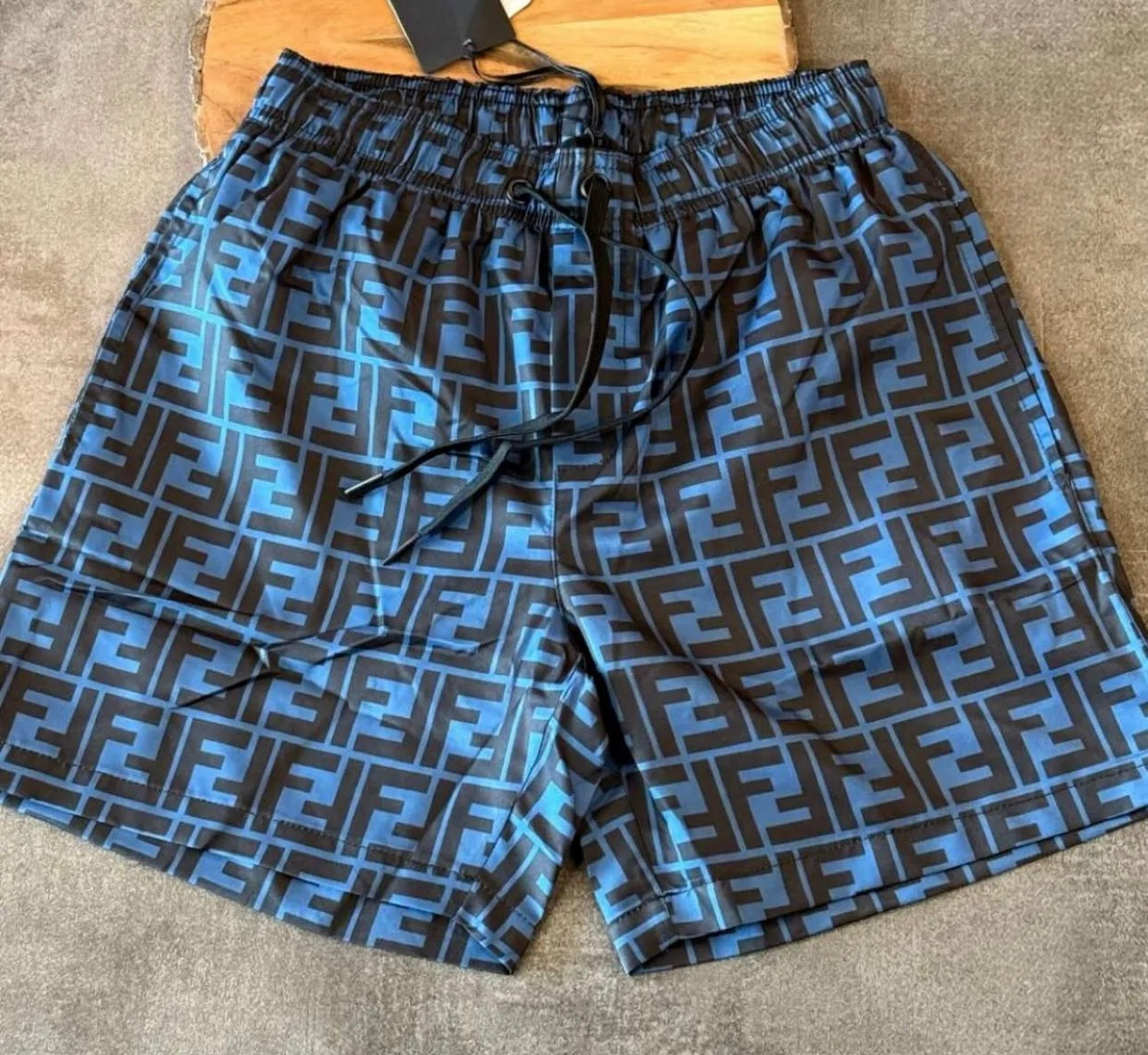 Short F*ndi