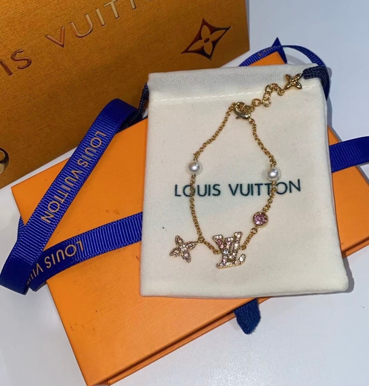 Bracelet Louis Vu*tton