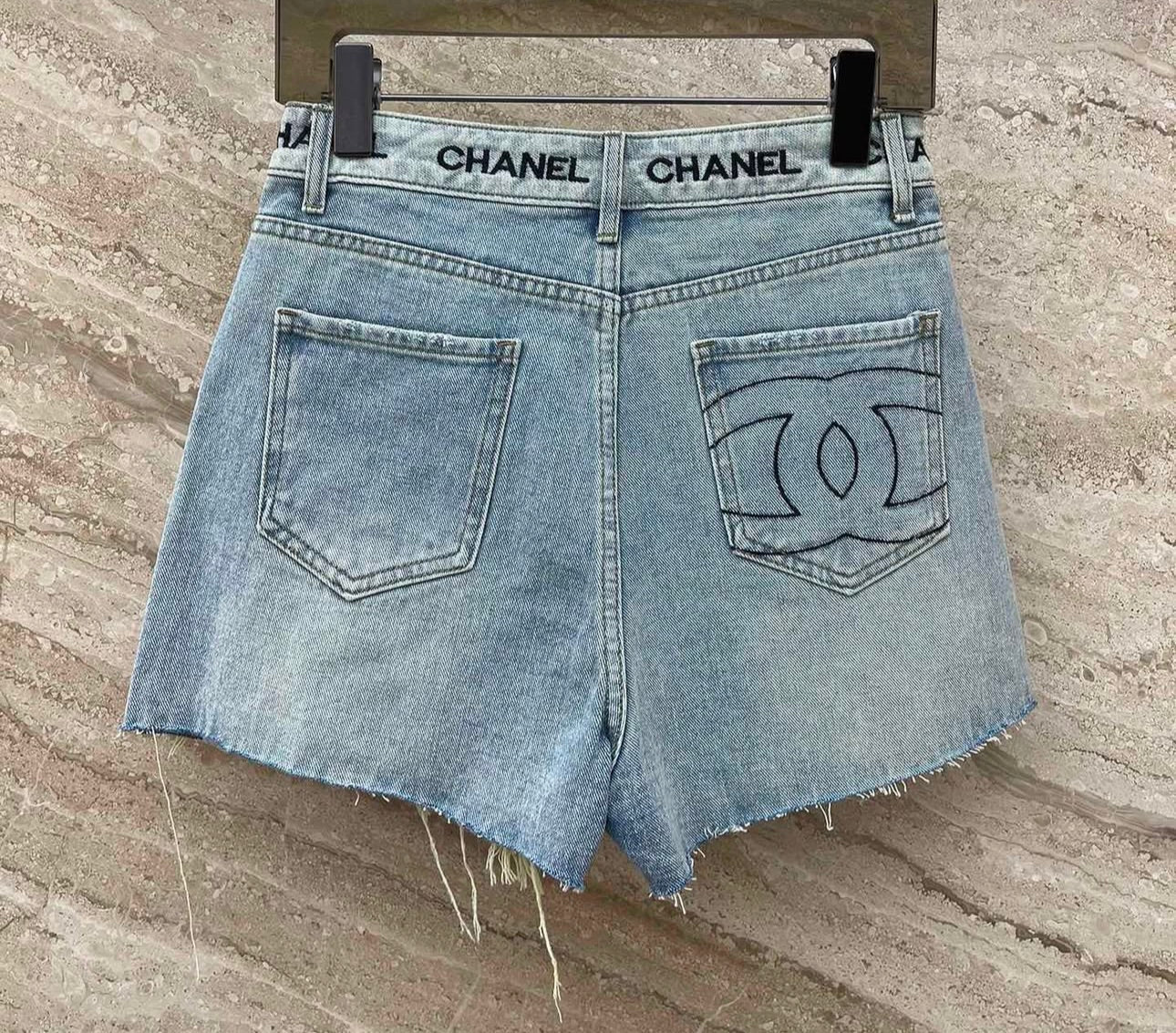 Short Ch*nel