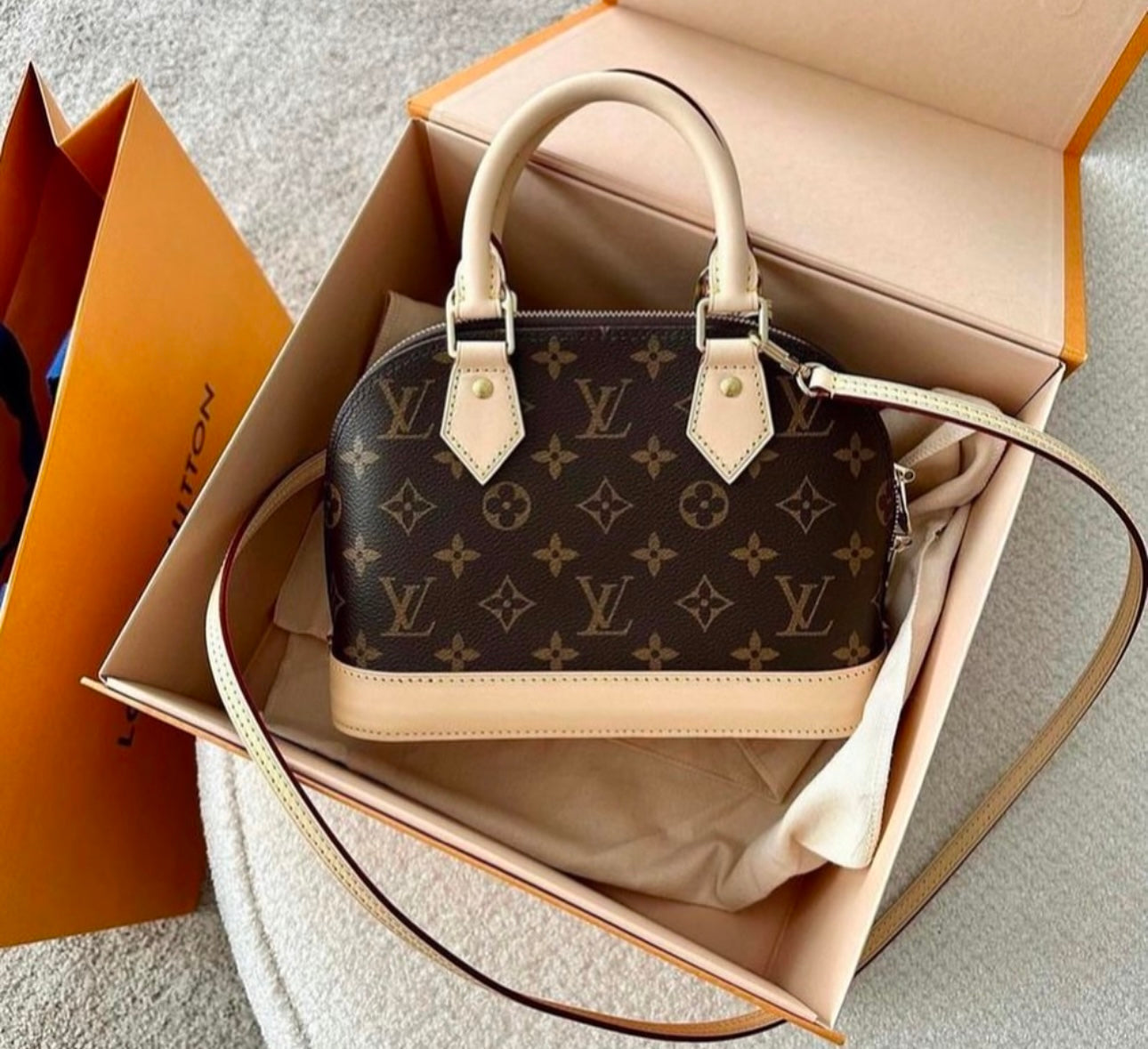 Sac Louis Vu*tton