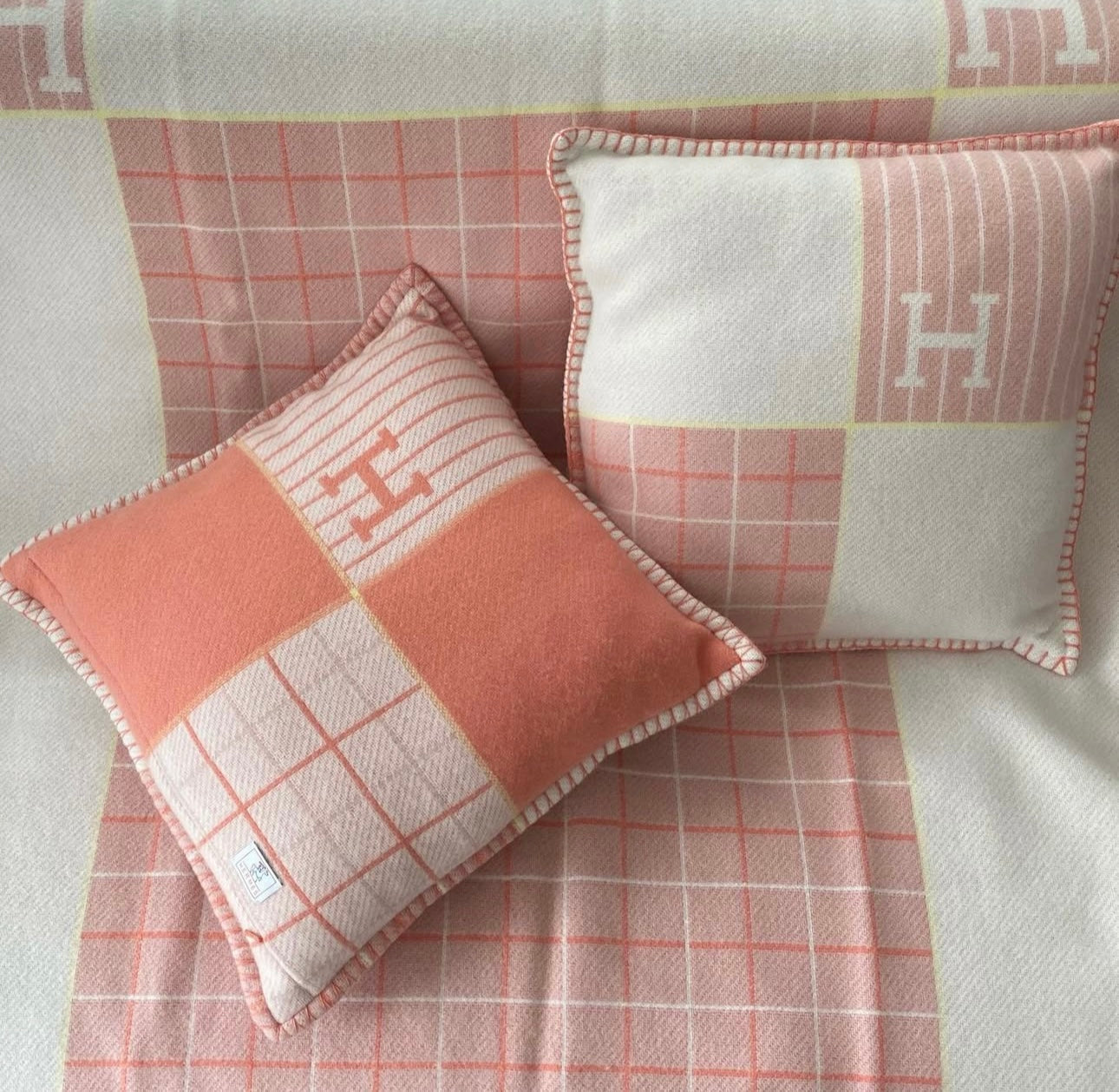 Ensemble plaid + 2 coussins