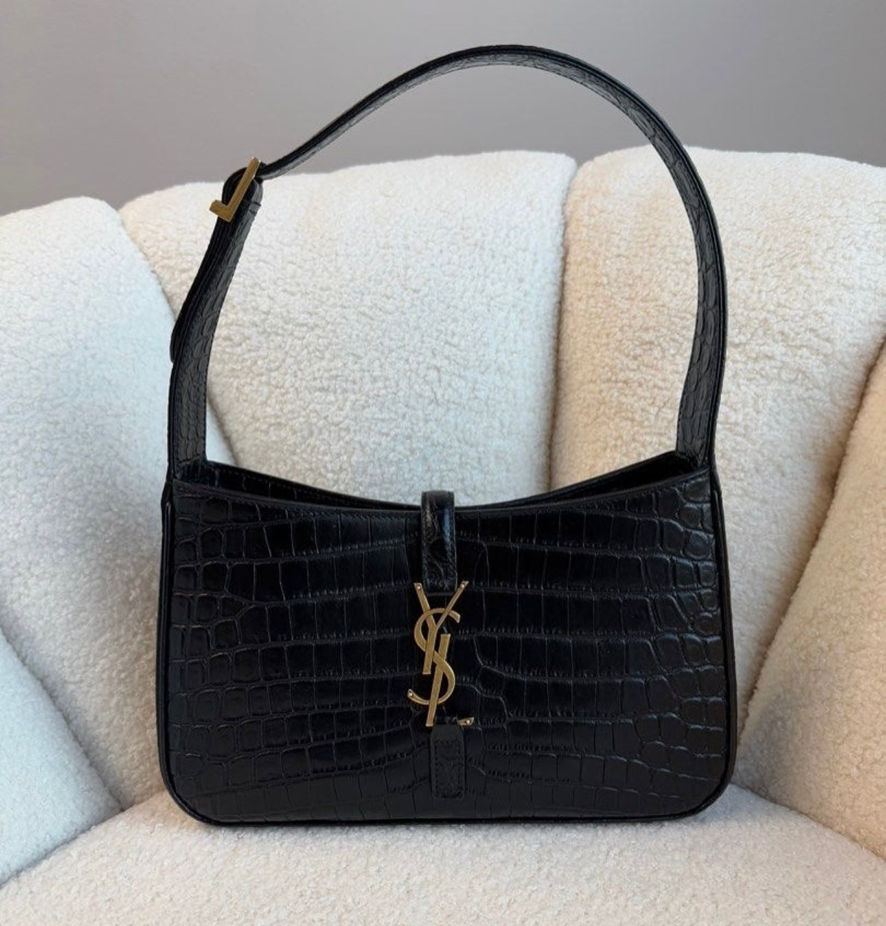 Sac Saint L*urent