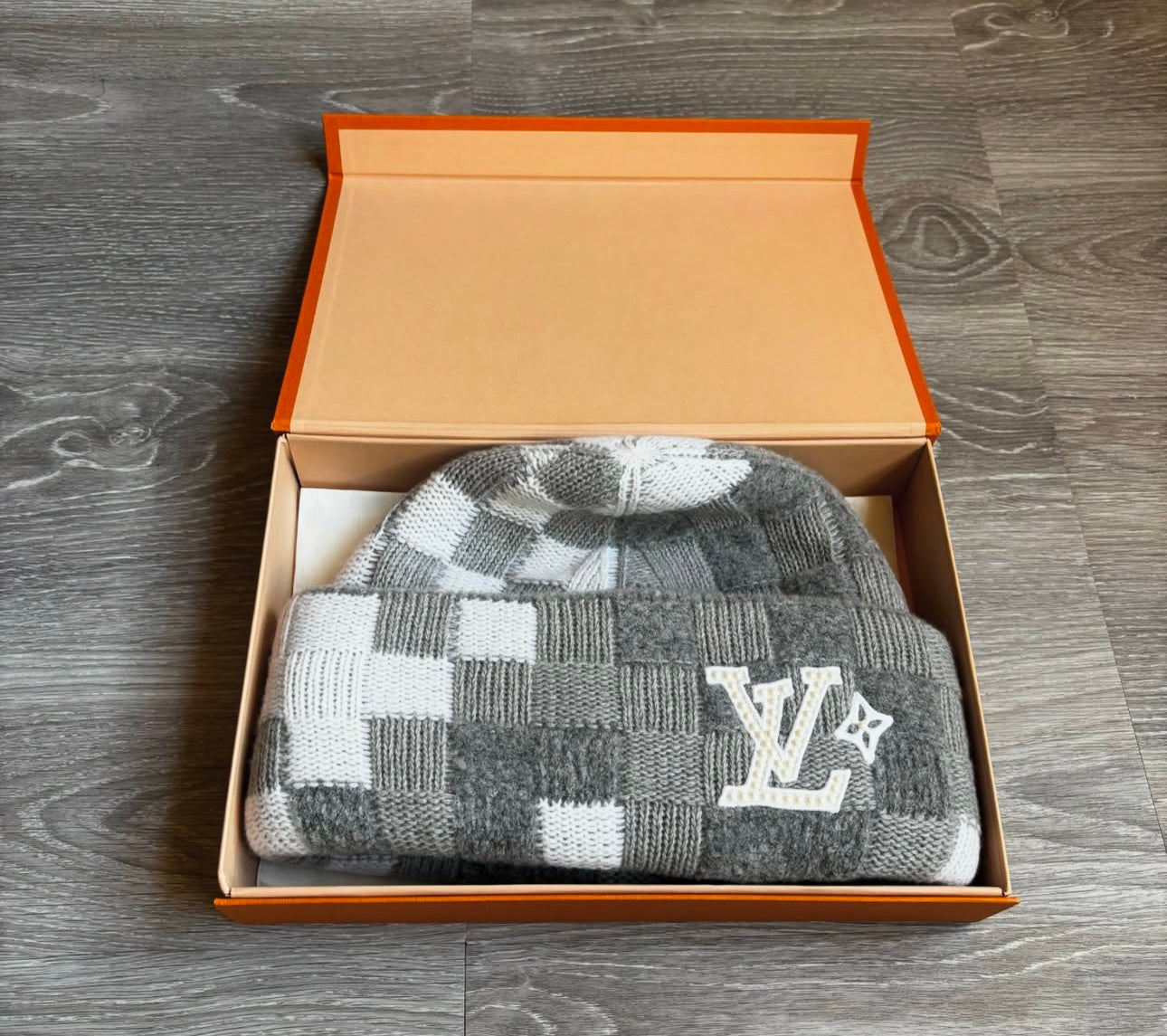 Bonnet Louis Vuitt*n