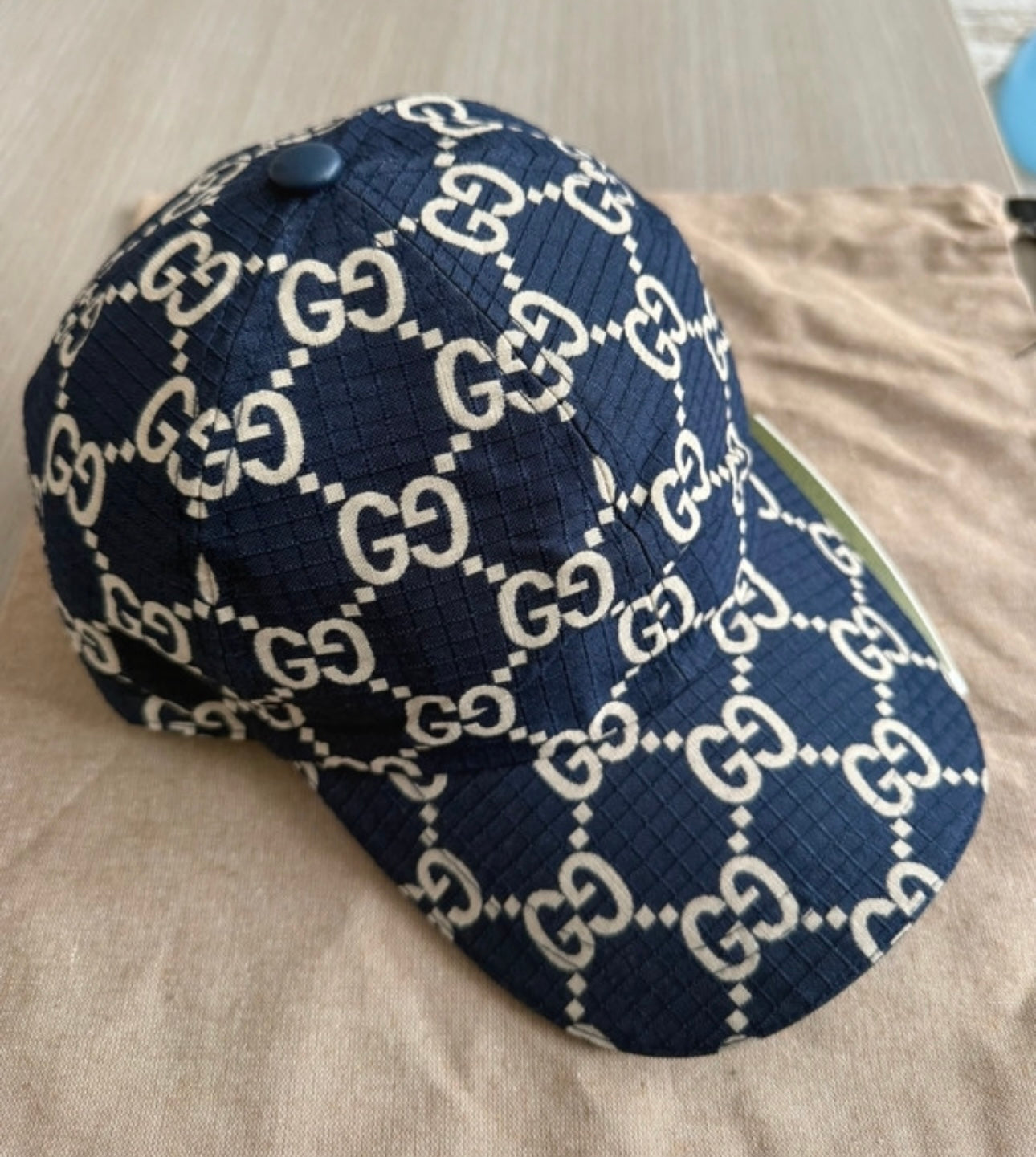 Casquette G*cci