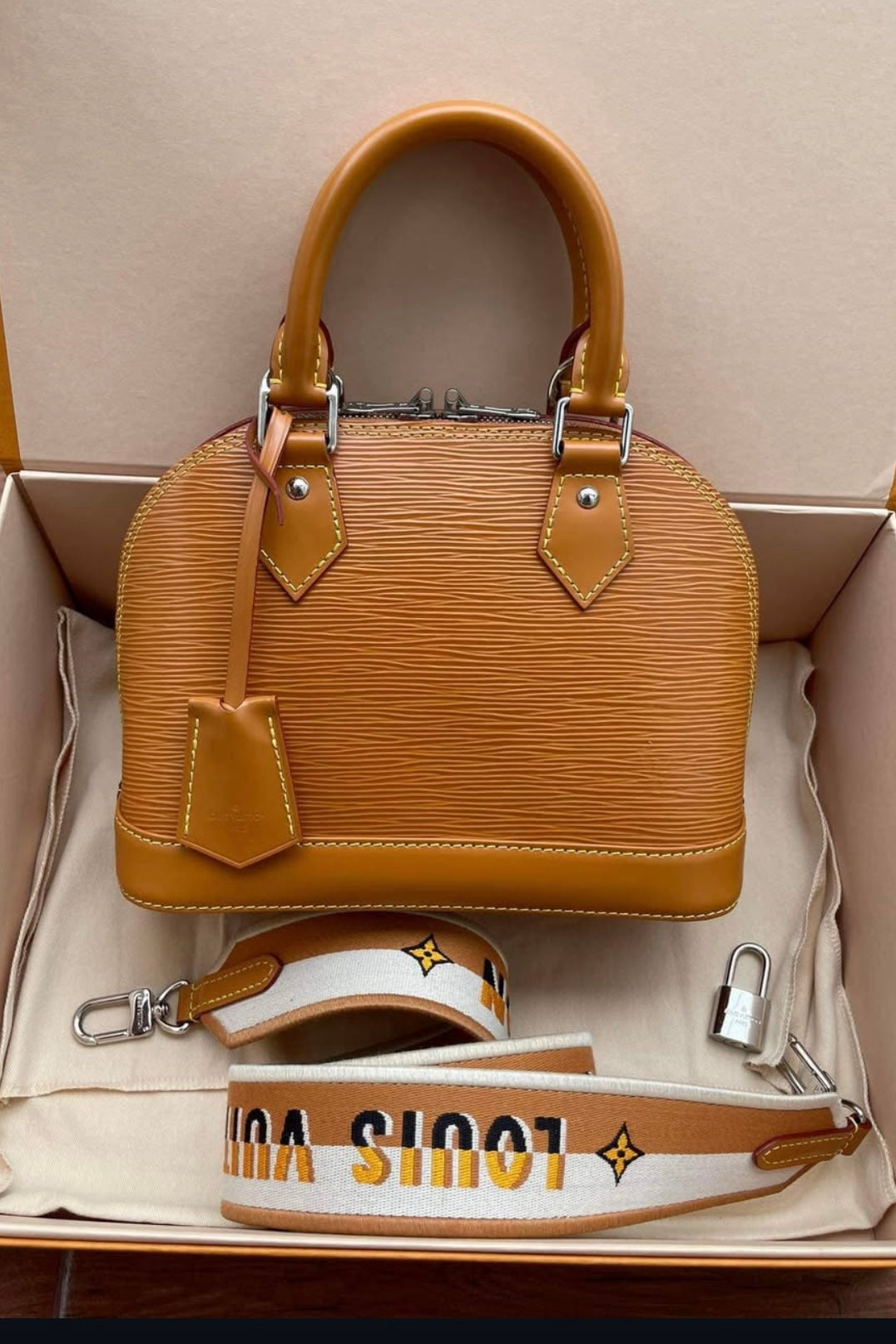Sac Louis Vu*tton