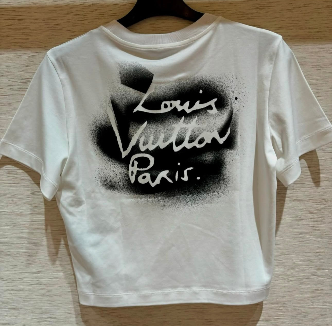 Top Louis Vuitt*n