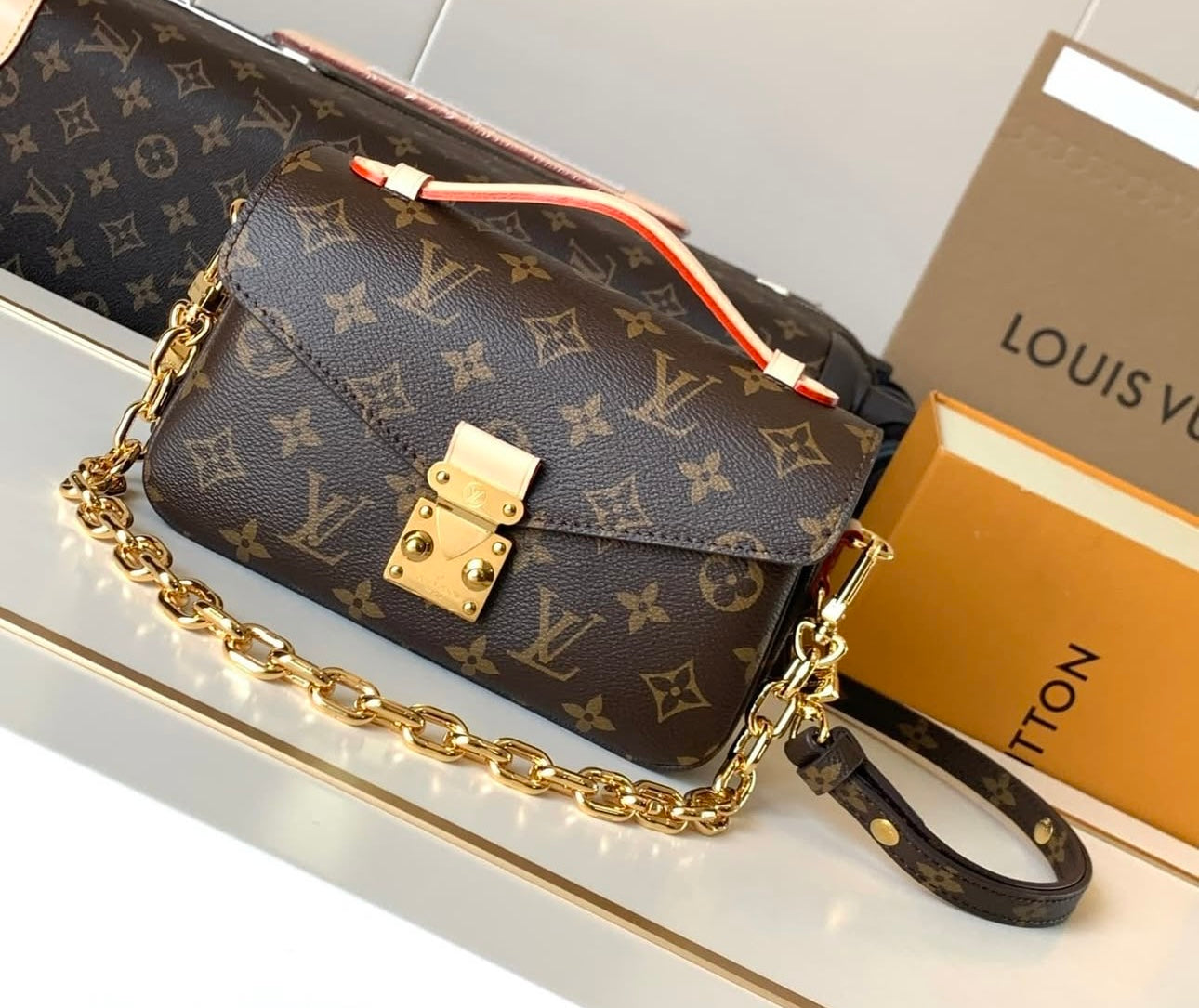 Sac Louis Vu*tton