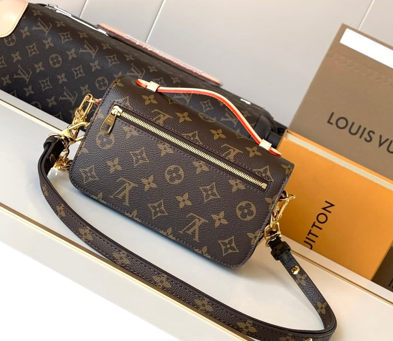 Sac Louis Vu*tton
