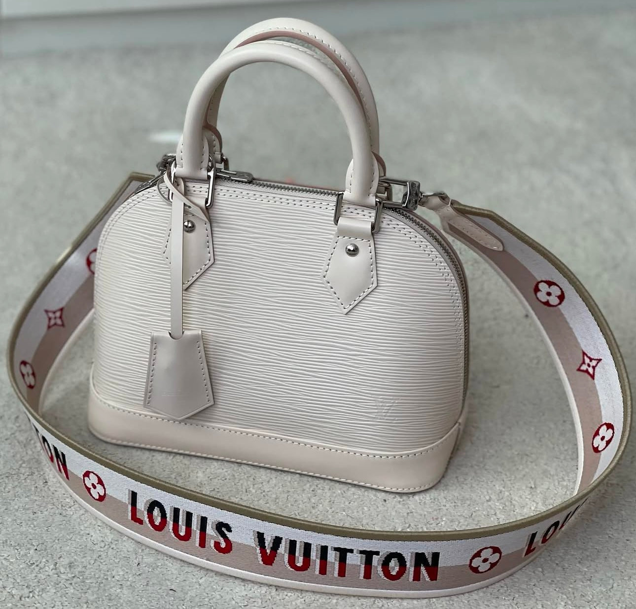 Sac Louis Vu*tton