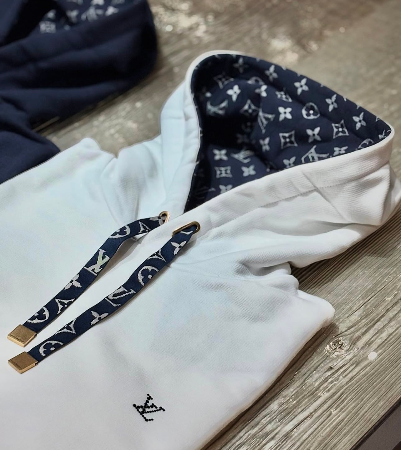 Sweat Louis Vuitt*n
