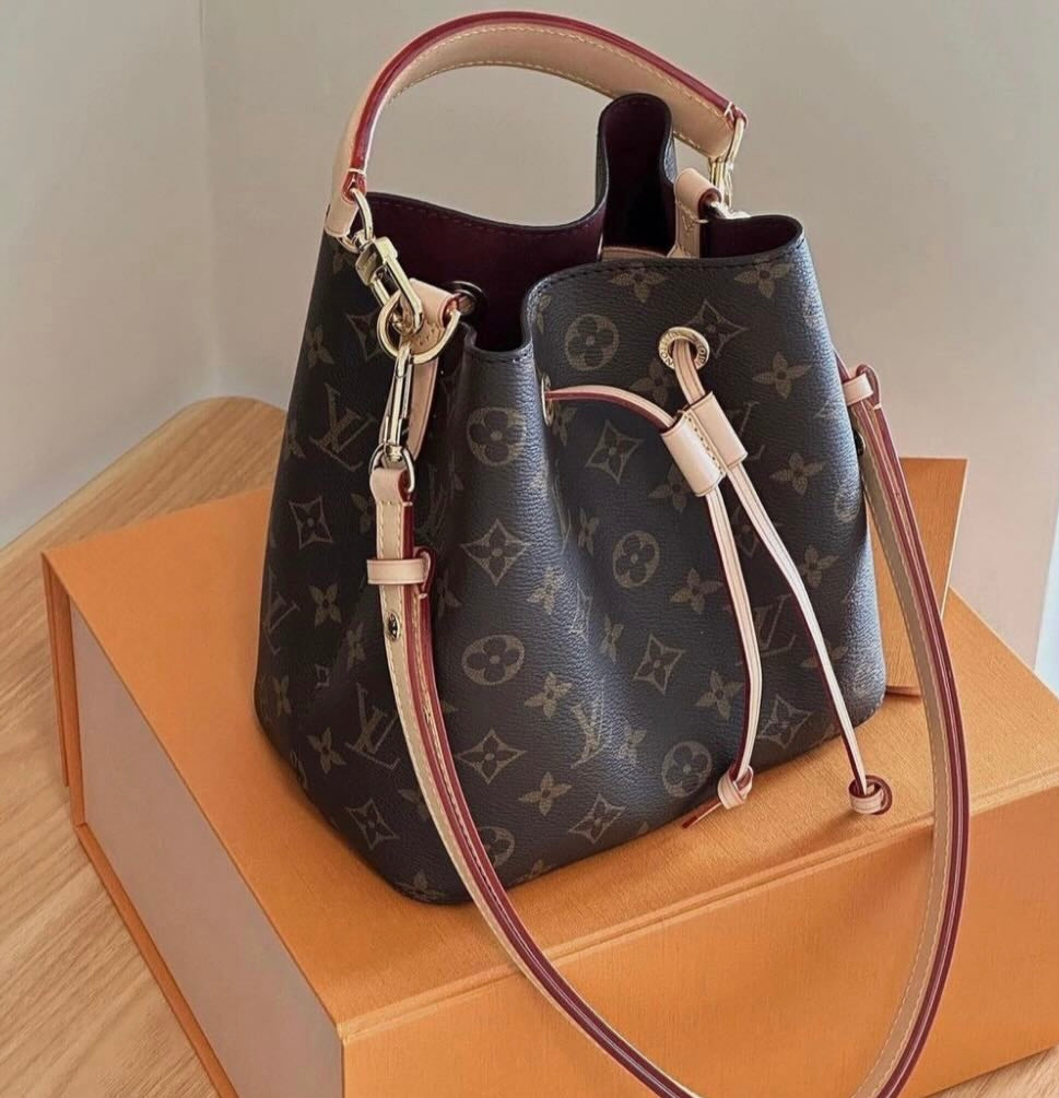 Sac Louis Vu*tton
