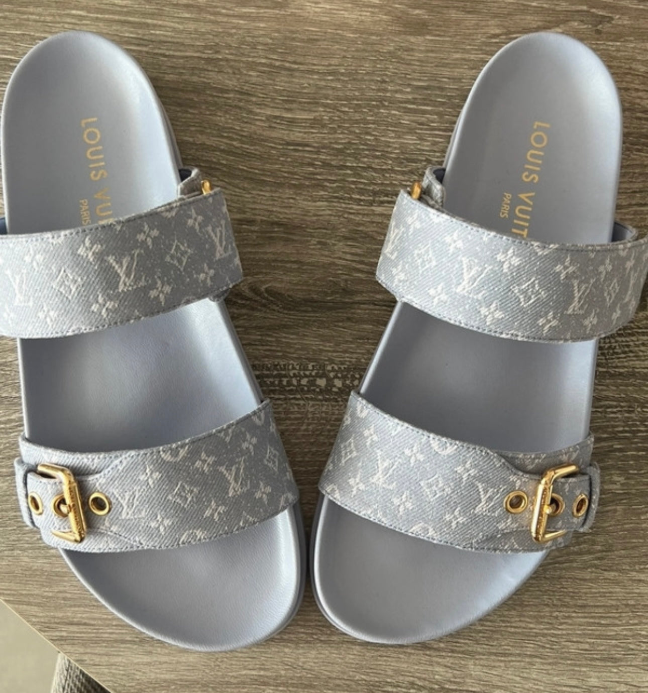 Sandales Louis Vu*tton