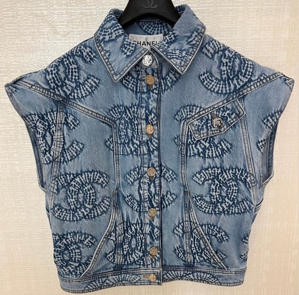 Vestes Ch*nel